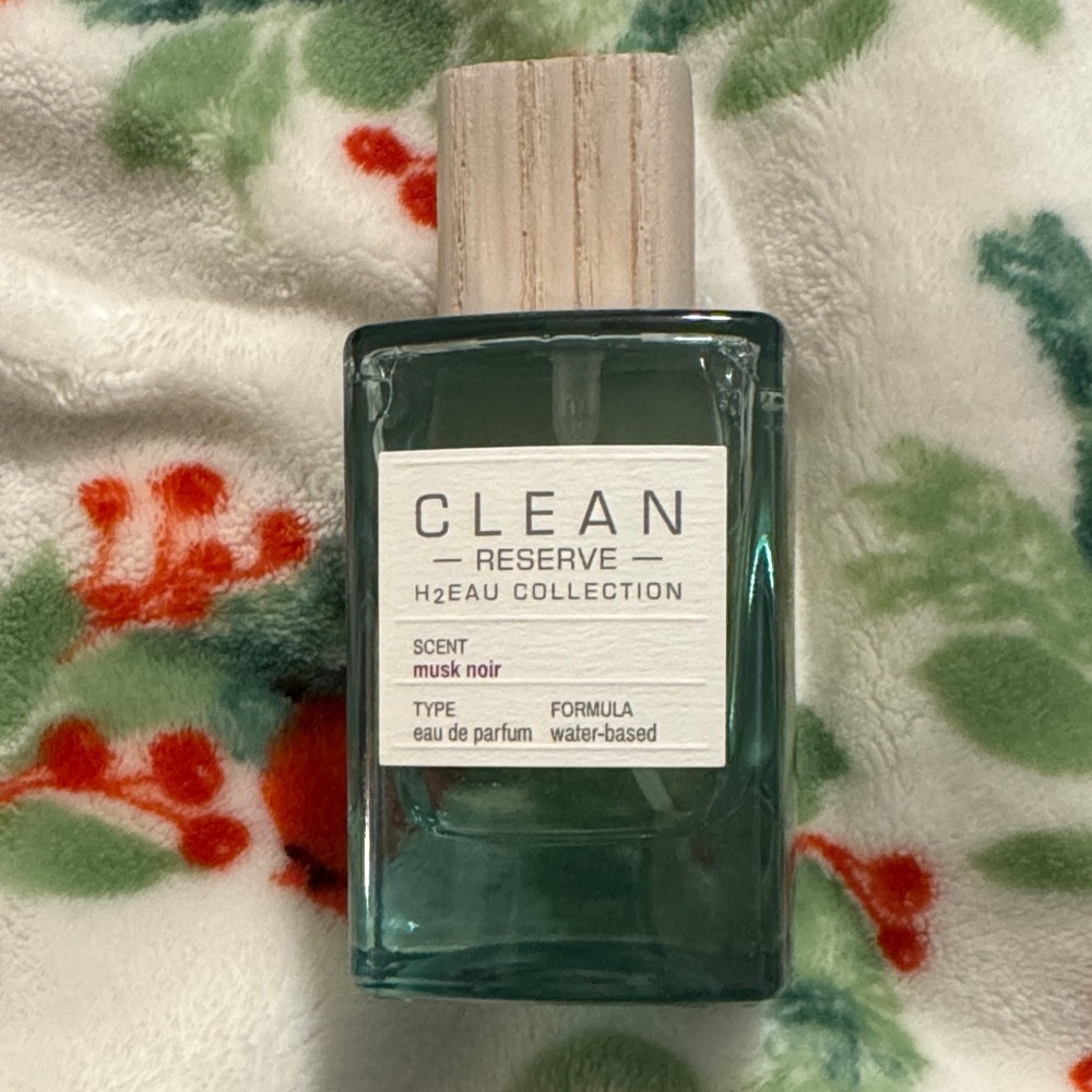 Clean Reserve perfume